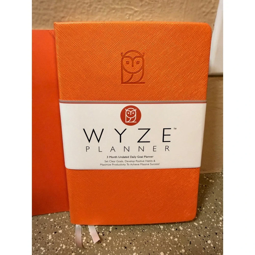 Wyze Planner 3 Month Undated Daily Goal Planner Orange Owl‎ Logo